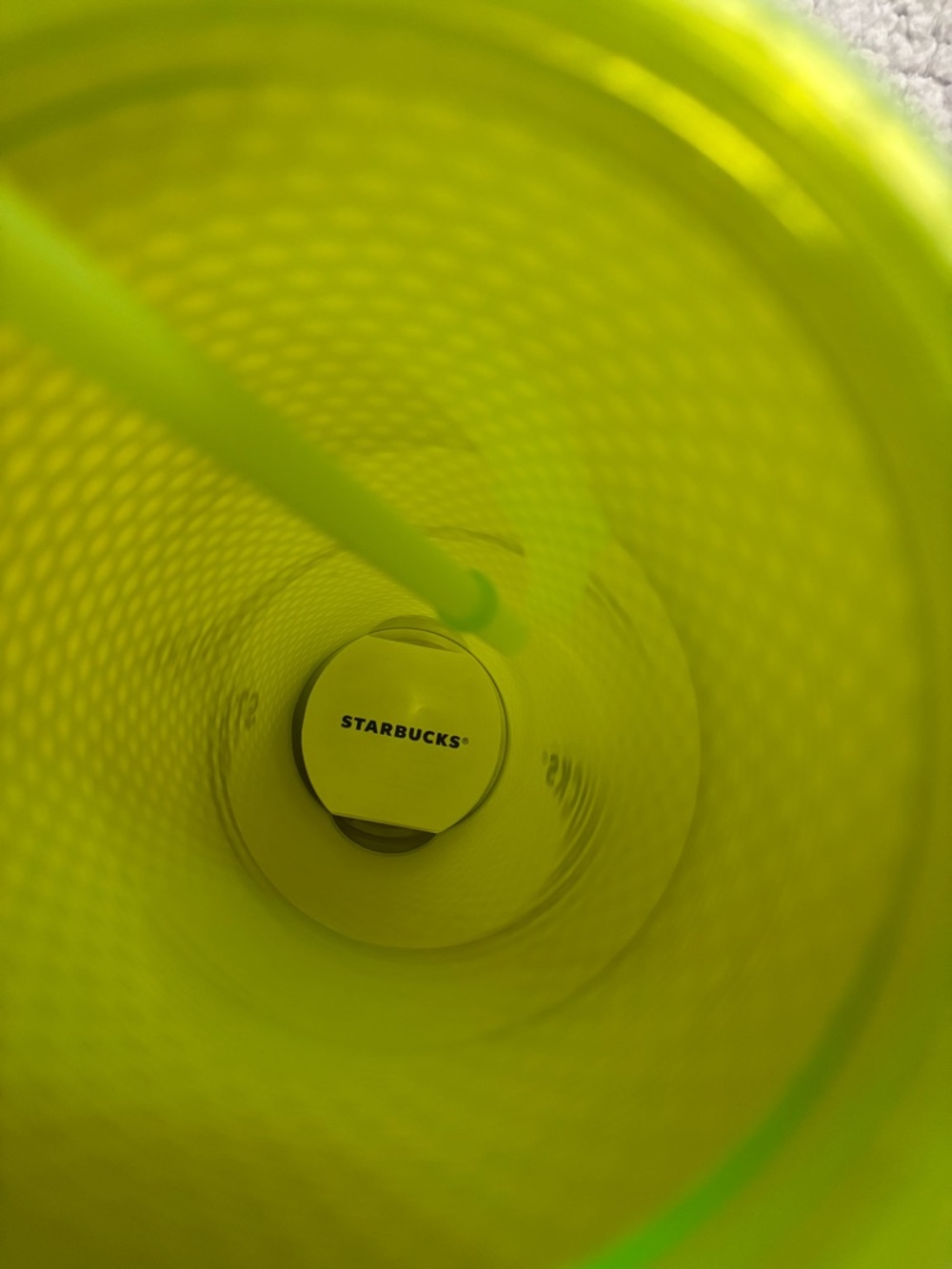 NWT Starbucks Glows in the Dark Neon Lime Studded Cold Cup w/ Straw - Picture 4 of 6